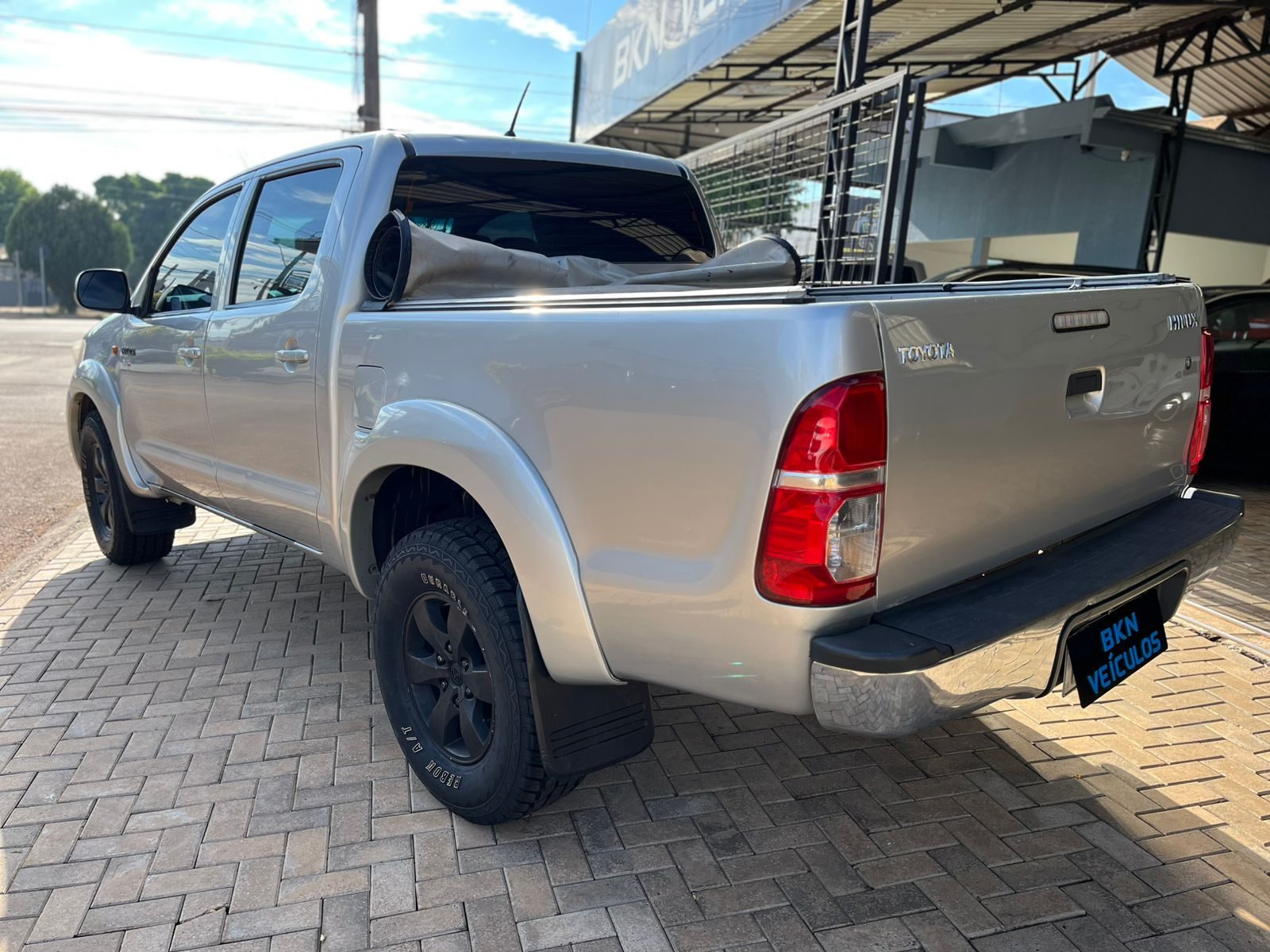 TOYOTA HILUX CD4X2 SR 2012