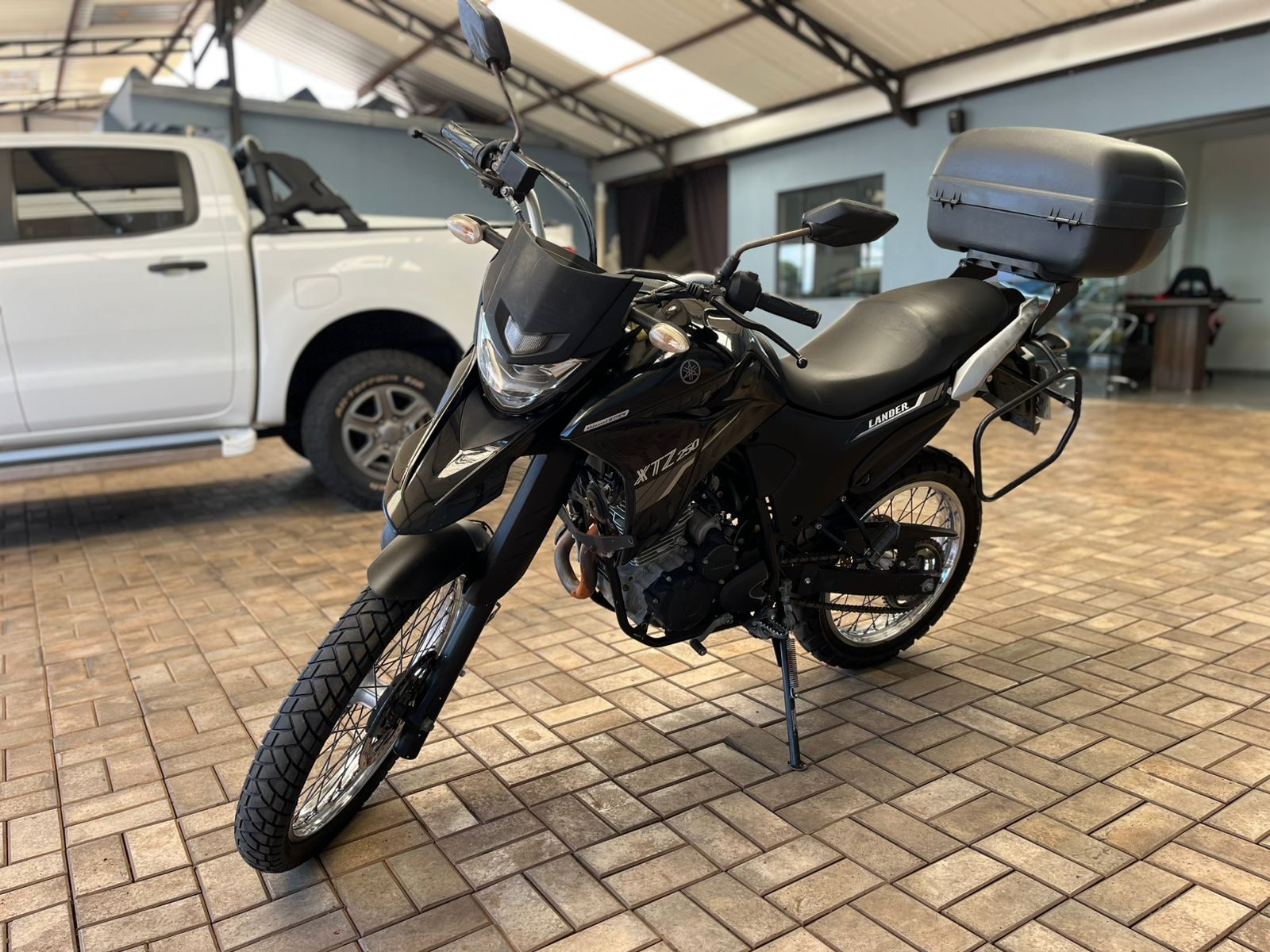 YAMAHA XTZ250 LANDER 2021
