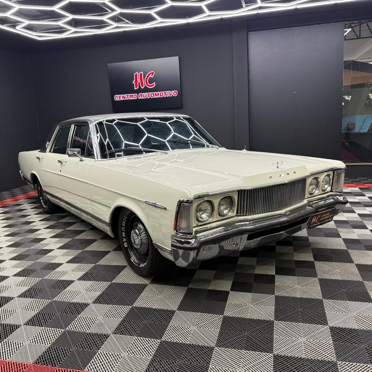 FORD GALAXIE LTD 1976